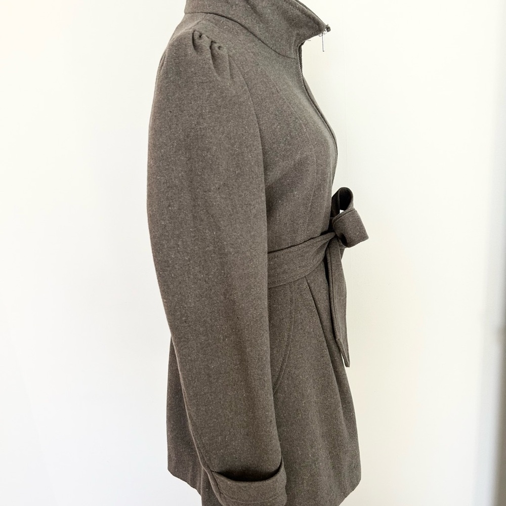 H&M Recycled Wool Belted Zip-Up Coat – Size 10 - Picture 3 of 6